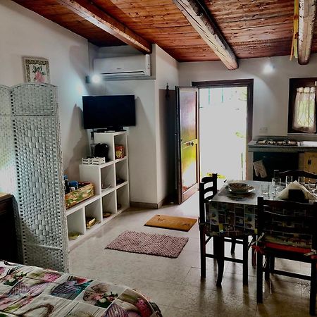 Appartamento Green Room ปาแลร์โม ภายนอก รูปภาพ